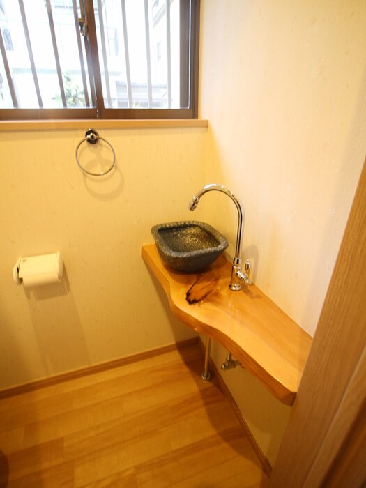 物件内観写真12　(洗面)