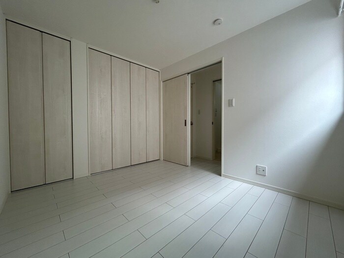 物件内観写真8　(居室)