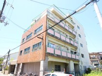 東須磨八木マンションの外観写真