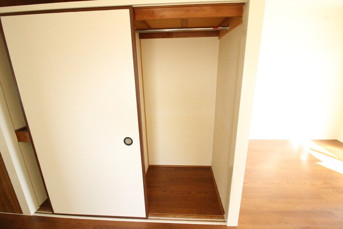 物件内観写真11　(収納)