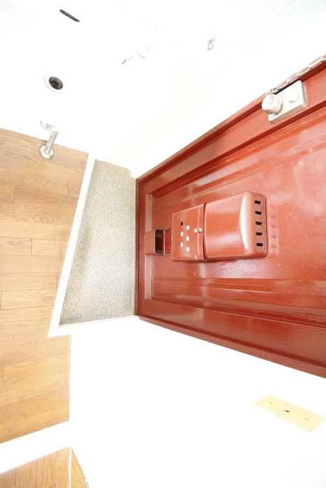 物件内観写真16　(玄関)