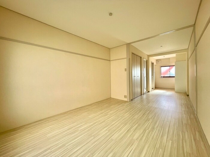 物件内観写真7　(居室)