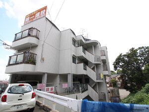 久代ハイツ(1F)外観写真