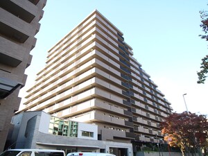 フォルム千里中央C棟(1217)外観写真