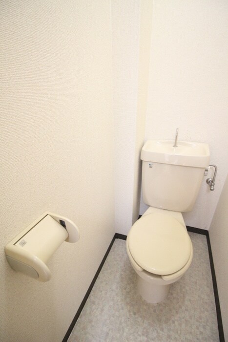 物件内観写真12　(トイレ)