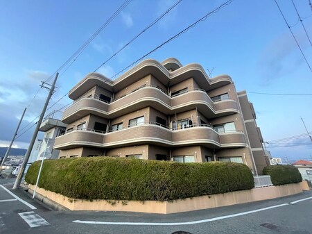 グラシィオ長岡外観写真