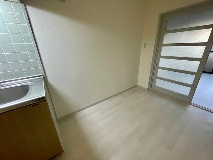 物件内観写真11　(居室)