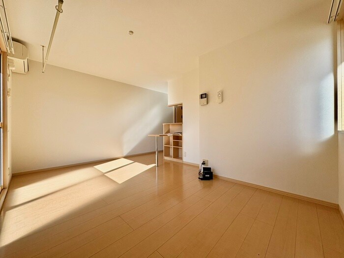 物件内観写真15　(居室)