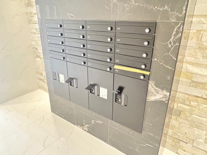 物件外観写真6　(建物設備)