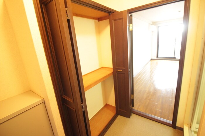 物件内観写真22　(収納)