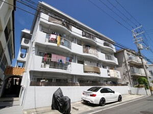 ハイツイレブン2号館外観写真