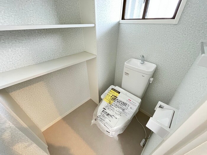 物件内観写真12　(トイレ)