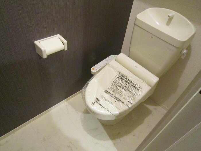 物件内観写真12　(トイレ)