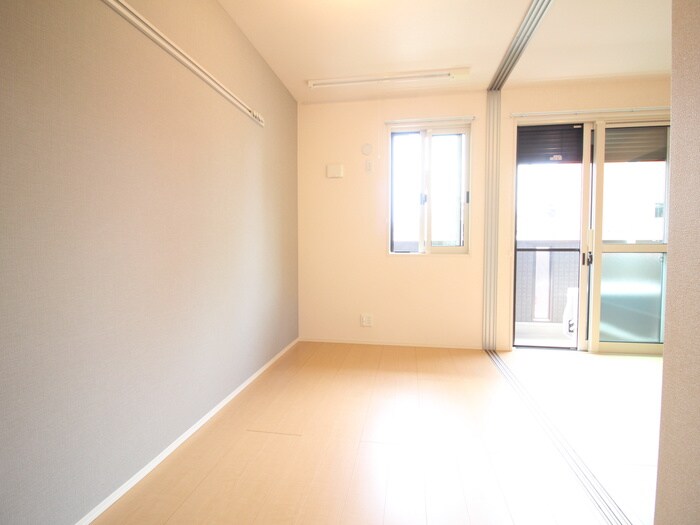 物件内観写真12　(居室)