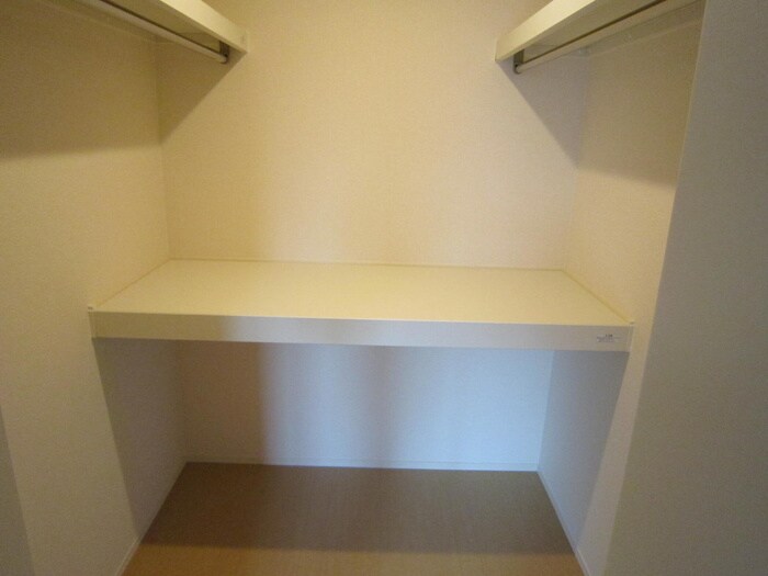 物件内観写真13　(収納)