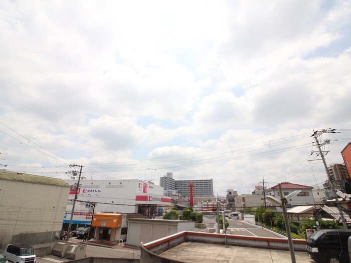 物件内観写真22　(室内からの展望)