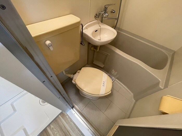 物件内観写真14　(トイレ)