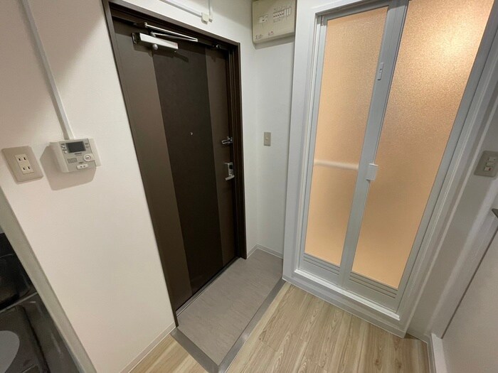 物件内観写真19　(玄関)