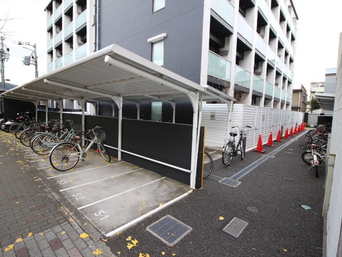 物件外観写真5　(駐輪場)