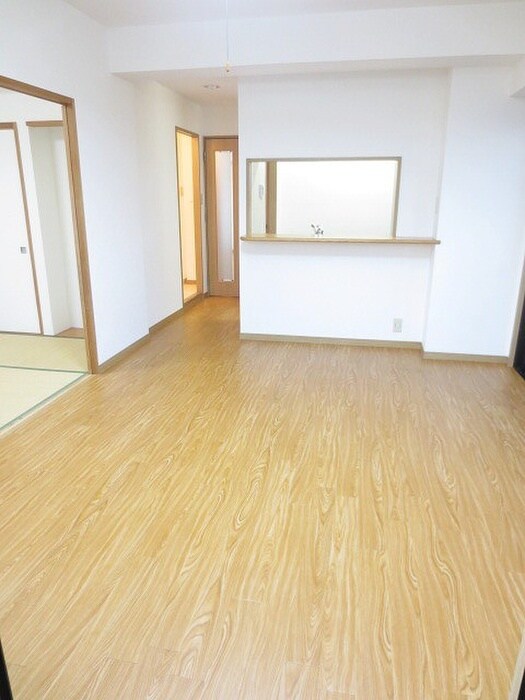 物件内観写真5　(居室)