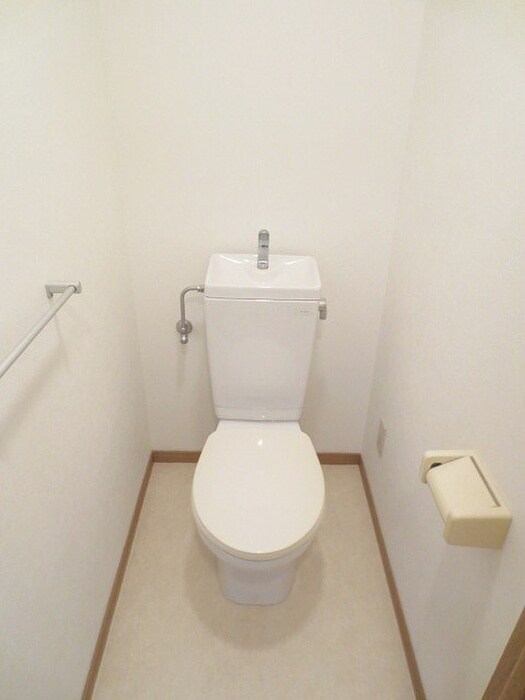 物件内観写真13　(トイレ)