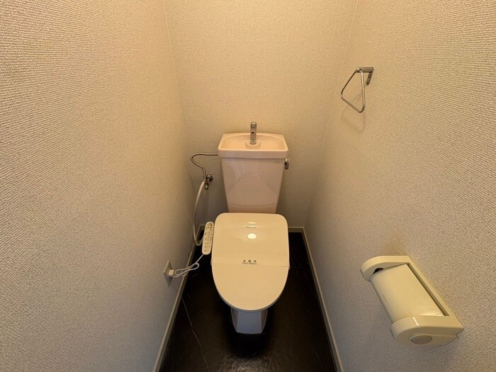 物件内観写真10　(トイレ)