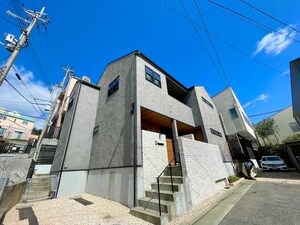 三条町戸建外観写真