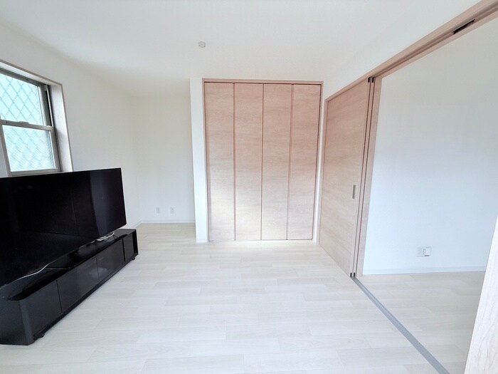 物件内観写真10　(内観写真)