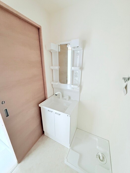 物件内観写真12　(洗面)