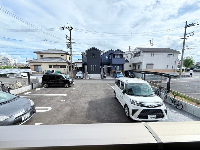 物件内観写真17　(室内からの展望)