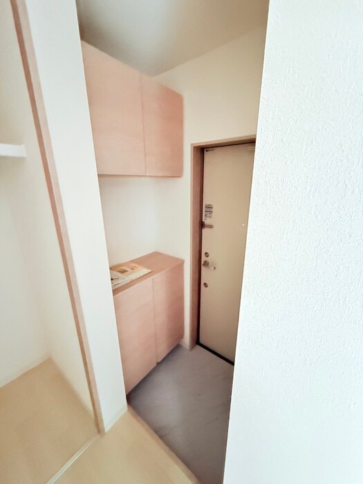 物件内観写真19　(玄関)