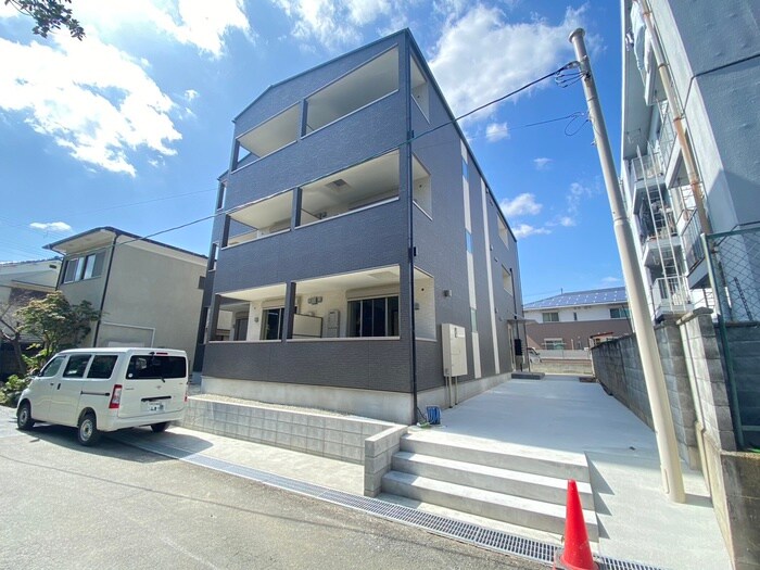 物件外観写真1　(外観写真)