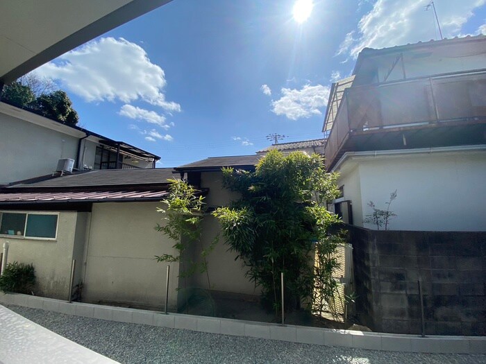 物件内観写真15　(室内からの展望)