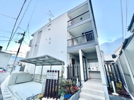 ゼファー　四辻外観写真