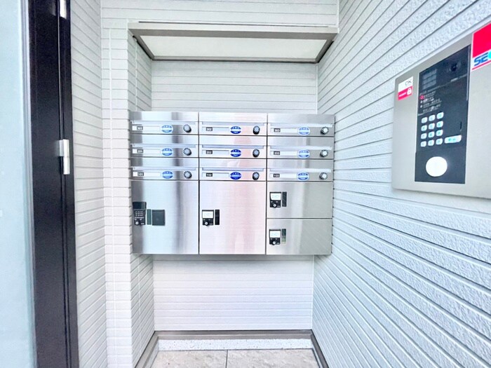 物件外観写真4　(建物設備)