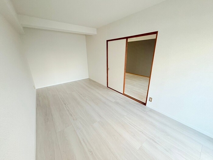 物件内観写真19　(居室)