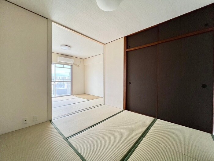 物件内観写真11　(居室)