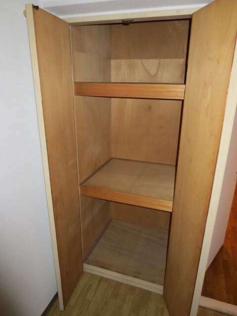 物件内観写真7　(収納)