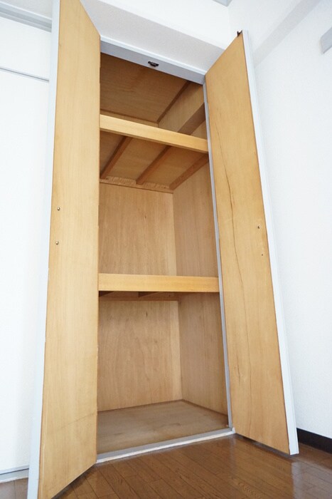 物件内観写真8　(収納)