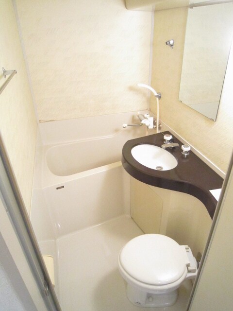 物件内観写真10　(バス／シャワールーム等)