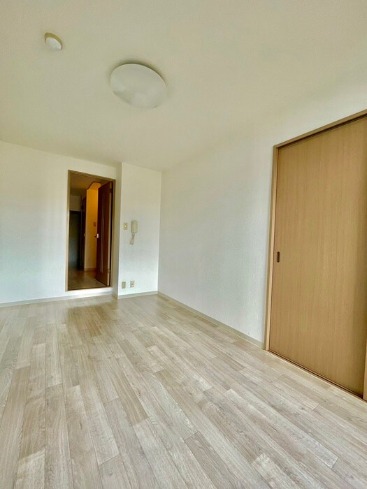 物件内観写真21　(居室)