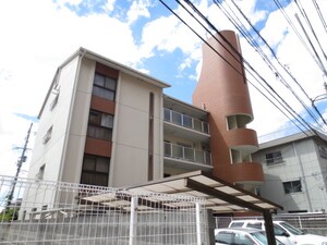 カサアカネ有岡外観写真