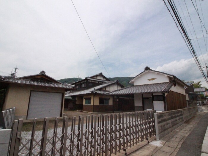 物件外観写真5　(周辺環境)