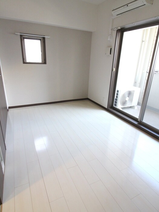 物件内観写真11　(居室)