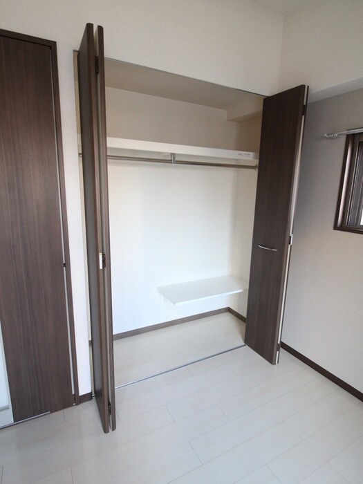 物件内観写真13　(収納)