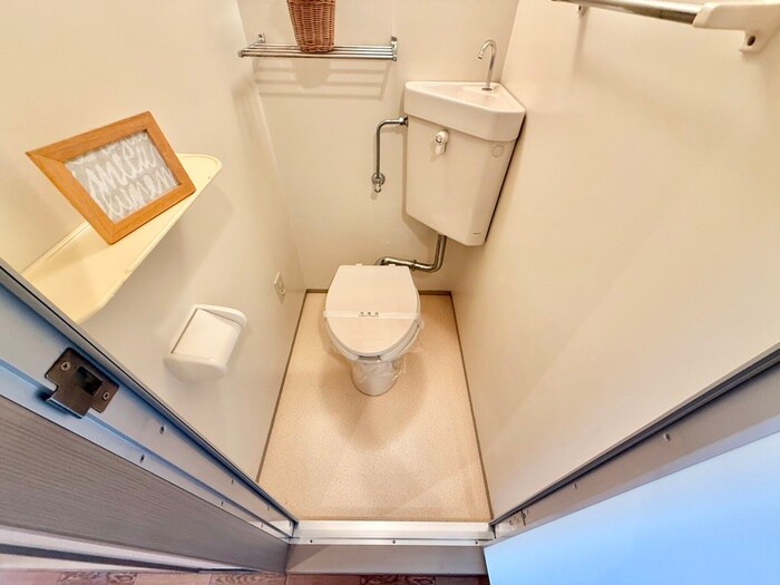 物件内観写真14　(トイレ)