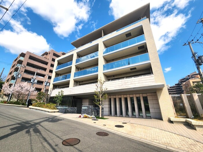 プラウド新千里西町(105)の物件外観写真