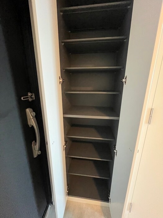 物件内観写真16　(靴箱)