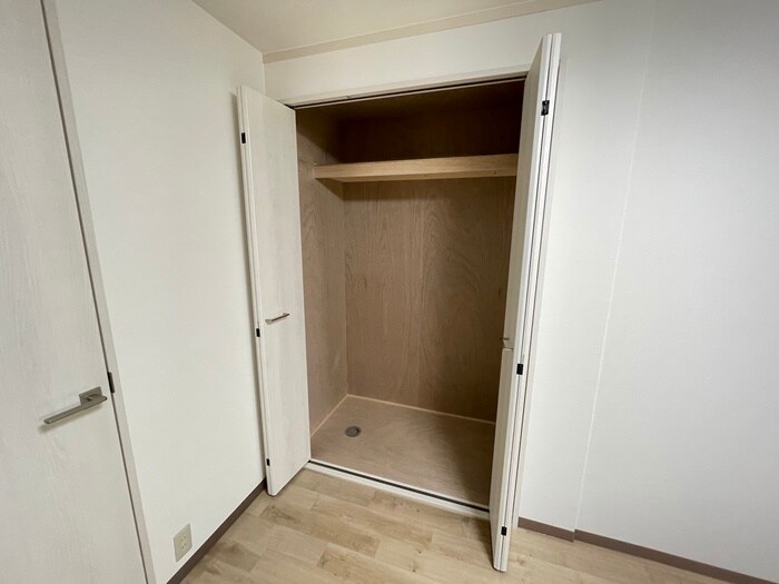物件内観写真10　(収納)