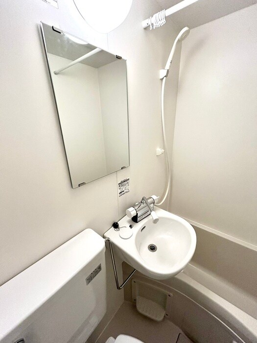 物件内観写真9　(洗面)